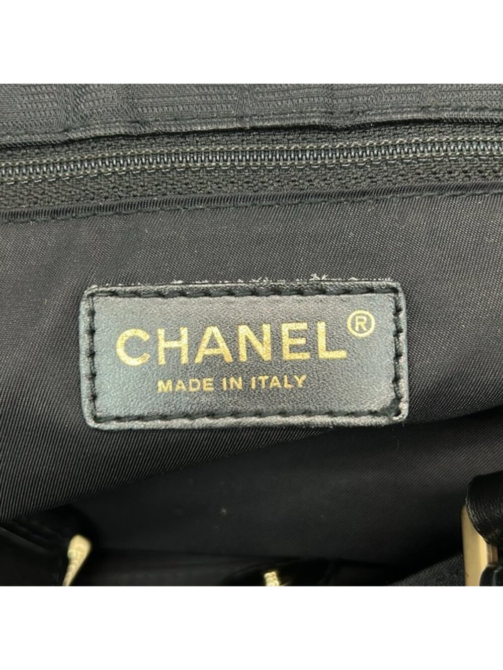 ★SOLD★ Chanel Tote New Travel Line Black Leather - Picture 8 of 9